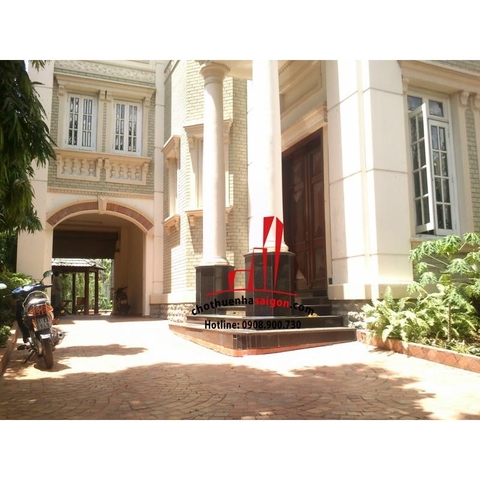 cho thuê biệt thự quận 2, biệt thự khu thảo điền có sân vườn, hồ bơi, giá 4000$