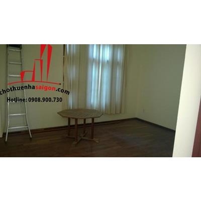 cần bán hoặc cho thuê villa đẹp đường d2, quận bình thạnh, giá cho thuê:70tr/tháng