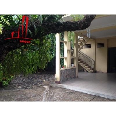 cần cho thuê biệt thự nguyên căn đường lê quang định , quận bình thạnh, giá cho thuê:50tr/tháng