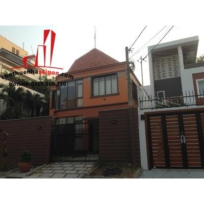 cho thuê biệt thự quận 2, đường nguyễn văn hưởng gía cho thuê:3200$/tháng