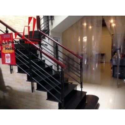 cần cho thuê nhà nguyên căn hẽm đường cô giang, phường cô giang, quận 1,giá cho thuê:15tr/tháng