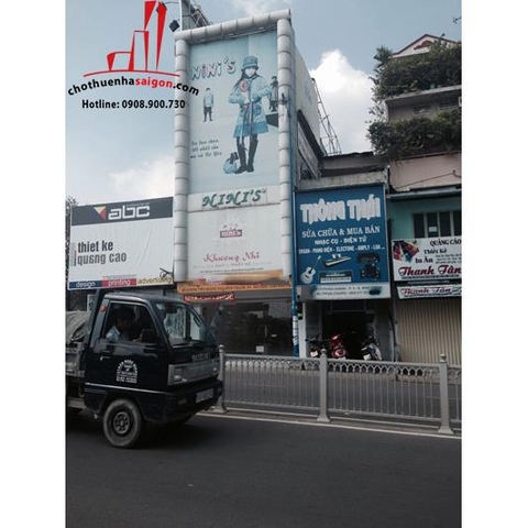 cho thuê nhà quận bình thạnh, nhà mặt tiền đường đinh tiên hoàng giá  cho thuê:1300$/tháng