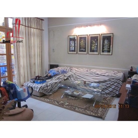 Cho thuê Villa Quận Bình Thạnh, hẻm xe hơi đường Ung Văn Khiêm. Giá : 1.000 usd/tháng.