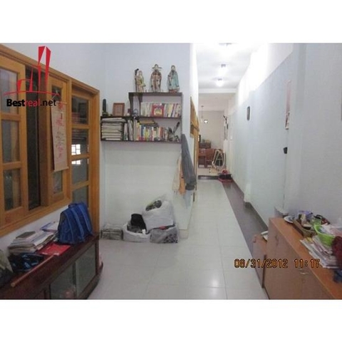 Cho thuê Villa Quận Bình Thạnh, hẻm xe hơi đường Ung Văn Khiêm. Giá : 1.000 usd/tháng.