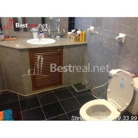 cho thuê villa combound thảo điền quận 2, giá cho thuê:1800$/tháng