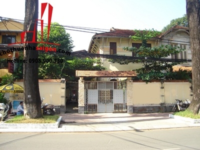 cần cho thuê biệt thự kiểu pháp nguyên căn mặt tiền đường lê quý đôn quận 3, giá cho thuê; 11.000$/tháng