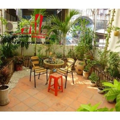 cho thuê nhà nguyên căn hẽm đường lê thánh tôn, quận 1, giá 1350$/tháng