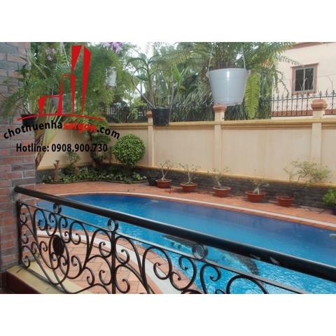 Cho thuê Villa Quận 2, khu Thảo Điền, giá 4000$