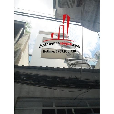 cho thuê nhà nguyên căn quận 3, đường cách mạng tháng 8, giá 700$.