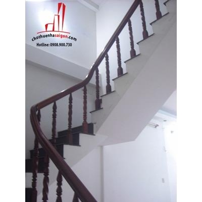 Cho thuê nhà quận Tân Bình, đường Trường Sơn, khu sân bay, quận Tân Bình, Giá: 15 Triệu