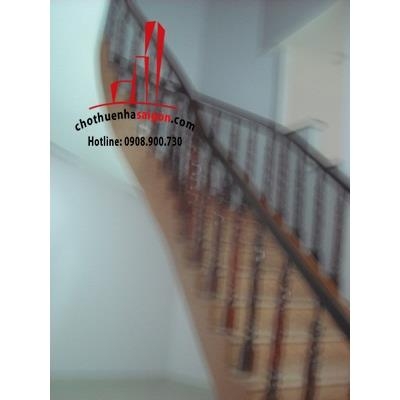 Cho thuê nhà quận Tân Bình, đường nội bộ khu Bầu Cát, quận Tân Bình, Giá: 1400 USD