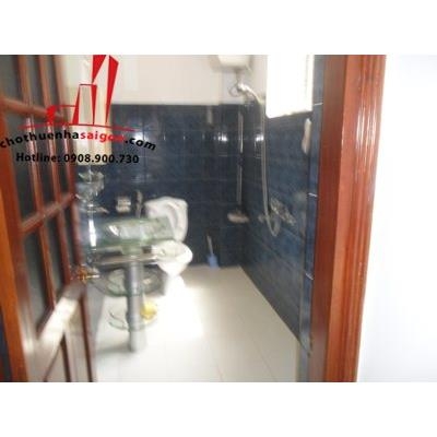 Cho thuê Villa đường Nguyễn Duy Hiệu, phường Thảo Điền Q.2 giá 4800$
