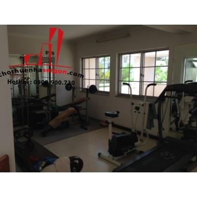 cho thuê nhà nguyên căn hẽm đường nguyễn thông quận 3, giá 5000$/tháng