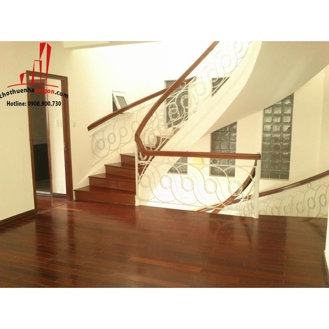 Cho thuê Biệt Thự mini tại Quận 2 khu Thảo Điền - giá 1800$
