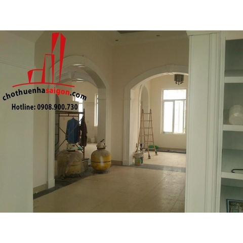 Cho thuê villa mặt tiền đường Nguyễn Văn Hưởng - Quận 2