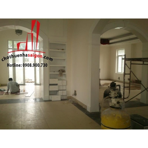 Cho thuê villa mặt tiền đường Nguyễn Văn Hưởng - Quận 2