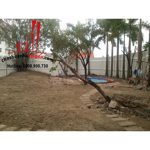 Cho thuê villa mặt tiền đường Nguyễn Văn Hưởng - Quận 2