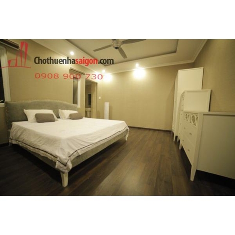 Cho thuê Villa quận 2, đường Trần Não giá 2000$