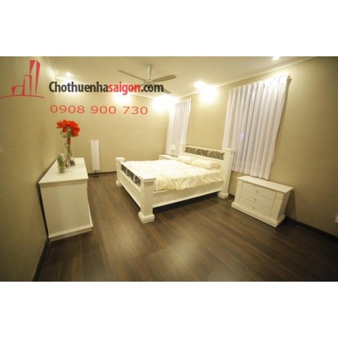 Cho thuê Villa quận 2, đường Trần Não giá 2000$