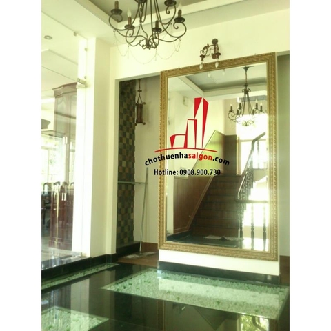 Cho thuê Villa quận 2, khu compound Thảo Điền, giá 2500$