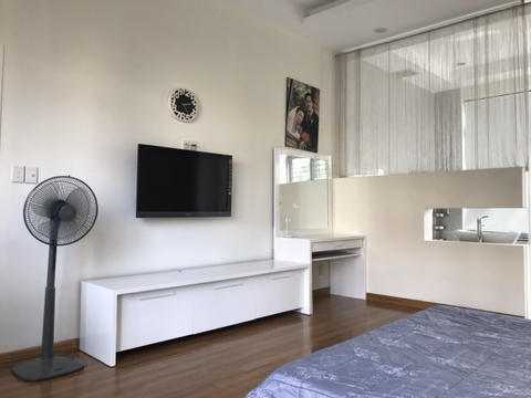 cho thuê villa quận bình thạnh, biệt thự sân vườn đường bình lợi giá cho thuê:54tr/tháng