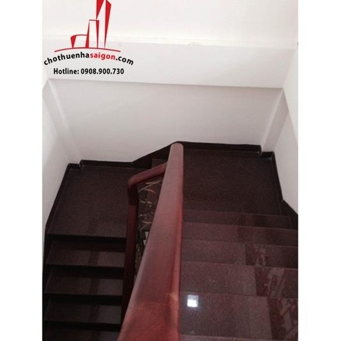 cần cho thuê nhà trung tâm quận 3, đường trần quang diệu giá cho thuê:thương lượng