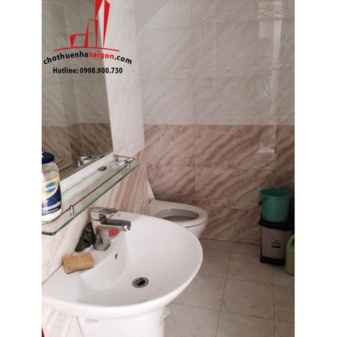 cần cho thuê nhà trung tâm quận 3, đường trần quang diệu giá cho thuê:thương lượng