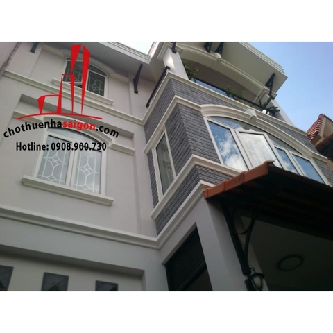 Cho thuê Villa mini Quận 2, khu Thảo Điền, giá 2000$