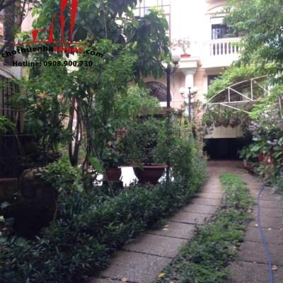 cần cho thuê biệt thự sân vườn hồ bơi trung tâm quận 1, đường nguyễn trãi giá 6500$/tháng