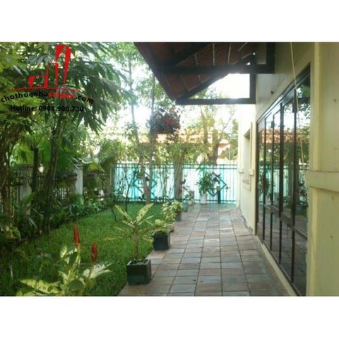 cần cho thuê biệt thự sân vườn quận 2, đường nguyễn văn hưởng giá cho thuê:3500$/tháng