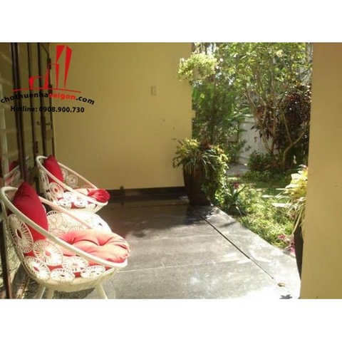 cần cho thuê biệt thự sân vườn quận 2, đường nguyễn văn hưởng giá cho thuê:3500$/tháng