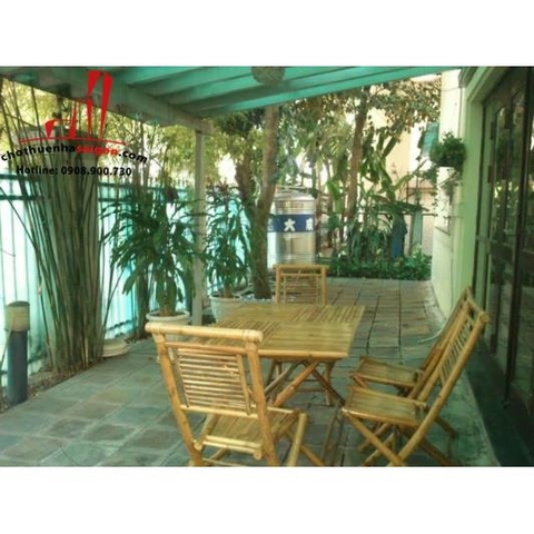 cần cho thuê biệt thự sân vườn quận 2, đường nguyễn văn hưởng giá cho thuê:3500$/tháng