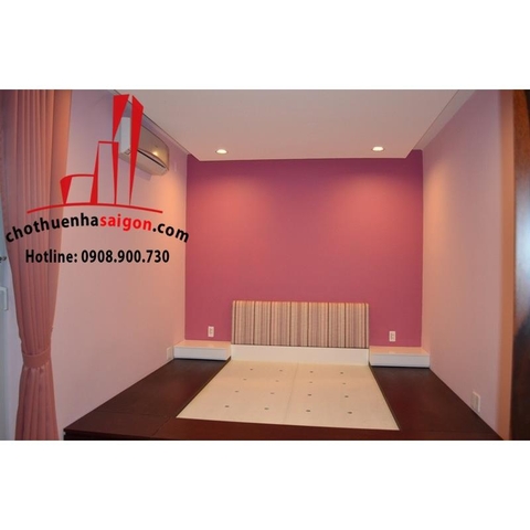 Cho thuê Villa Quận 2, khu Thảo Điền, giá 2500$