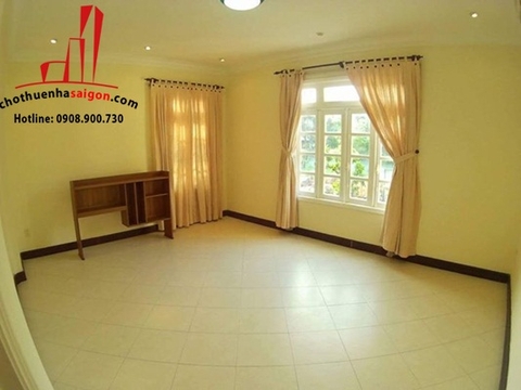 biệt thự nguyên căn khu comboud đường nguyễn văn hưởng quận 2, giá cho thuê:5500$/tháng