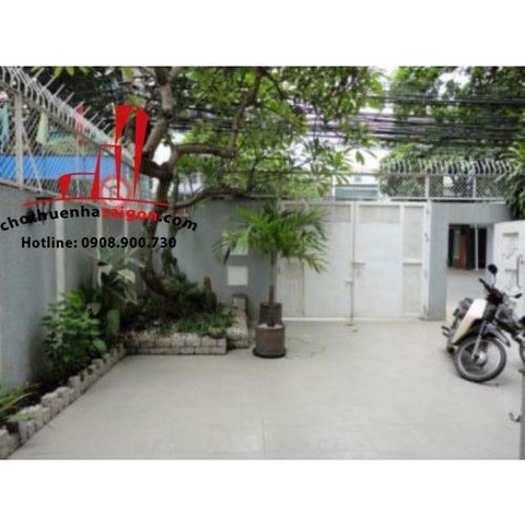 cho thuê biệt thự quận phú nhuận , đường đào duy anh giá 2500$