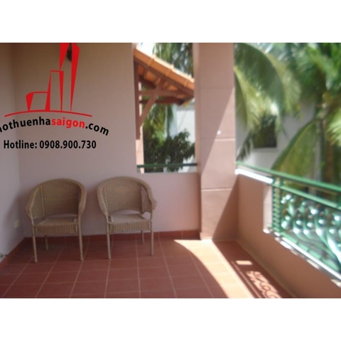 Cho thuê Villa Quận 2, khu Thảo Điền, giá 4000$