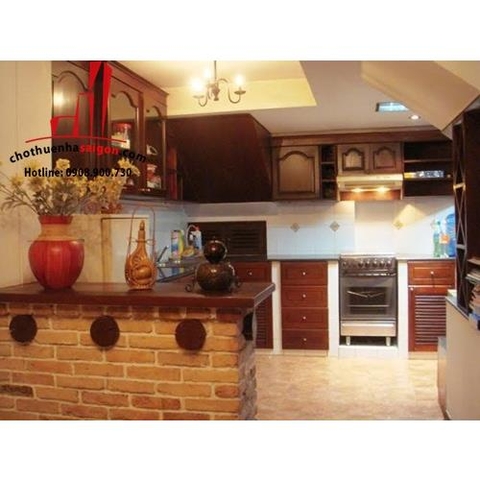 bán hoặc cho thuê biệt thự đường huỳnh văn bánh quận phú nhuận, giá cho thuê:3500$/tháng