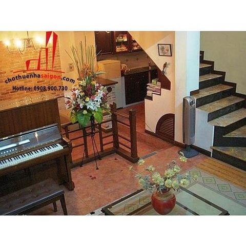 bán hoặc cho thuê biệt thự đường huỳnh văn bánh quận phú nhuận, giá cho thuê:3500$/tháng