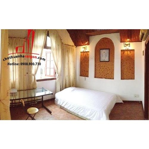bán hoặc cho thuê biệt thự đường huỳnh văn bánh quận phú nhuận, giá cho thuê:3500$/tháng