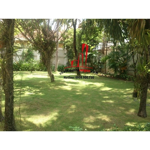 Cho thuê biệt thự Quận 2 - Thảo Điền, giá 4000$