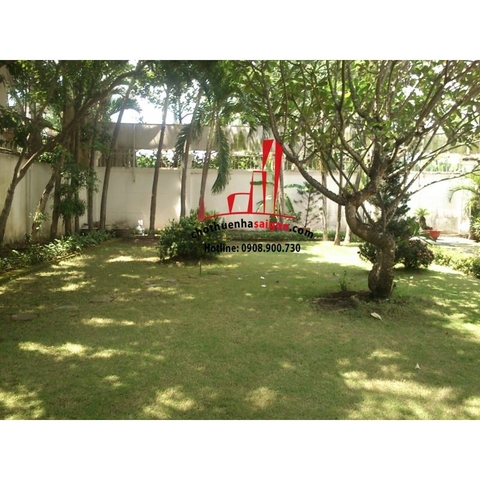 Cho thuê biệt thự Quận 2 - Thảo Điền, giá 4000$