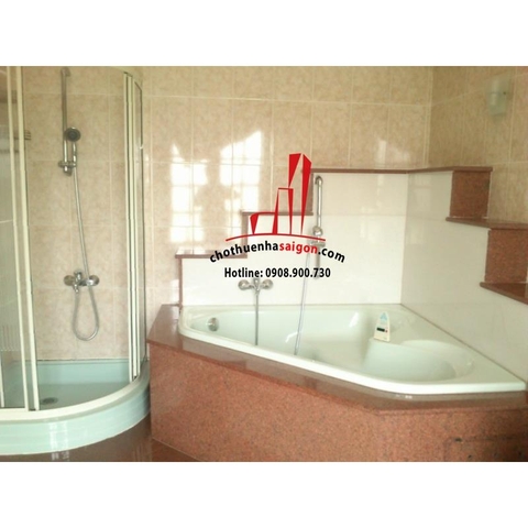 Cho thuê biệt thự Quận 2 - Thảo Điền, giá 4000$