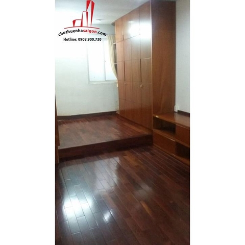 cần cho thuê nhà nguyên căn mặt tiền đường bùi viên quận 1, giá cho thuê:2400$/tháng