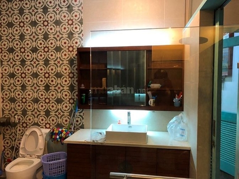 cho thuê nhà nguyên căn hẽm đường nguyễn trọng tuyển quận phú nhuận, giá cho thuê:35tr/tháng