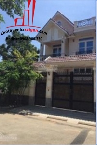 cần cho thuê villa quận 2, villa đường nguyễn văn hưởng,phường thảo điền  giá cho thuê:50tr/tháng