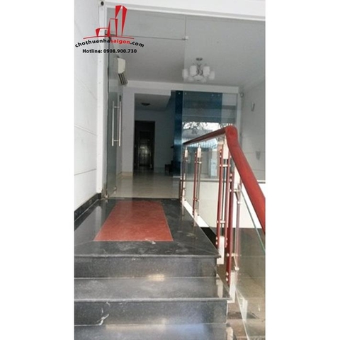 cho thuê nhà quận phú nhuận, khu rạch miễu đường phan xích long giá cho thuê:2000$/tháng