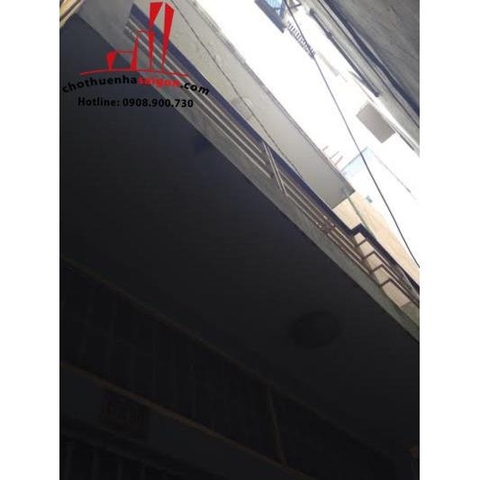 cho thuê nhà hẽm đường nguyễn trãi quận 1, gần siêu thị zen plaza giá cho thuê:10tr/tháng