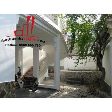 cần cho thuê biệt thự đường nguyễn cửu vân, KP3, phường 17, quận Bình Thạnh, TP.HCM.