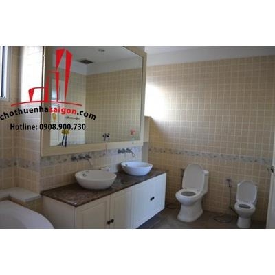Cho thuê căn Penthouse 300m2 tuyệt đẹp, quận Bình Thạnh, đường trần quốc toản giá cho thuê:55tr/tháng