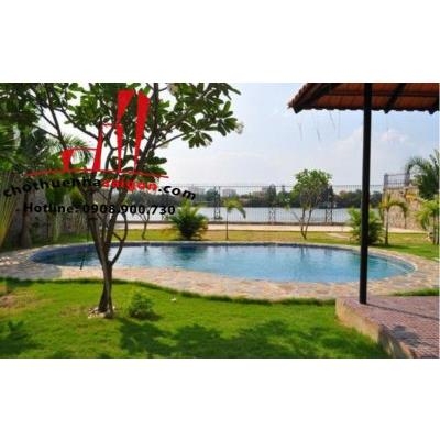 cho thuê biệt thự thảo điền quận 2, gần bờ sông  đường nguyễn văn hưởng gía 4200$/tháng